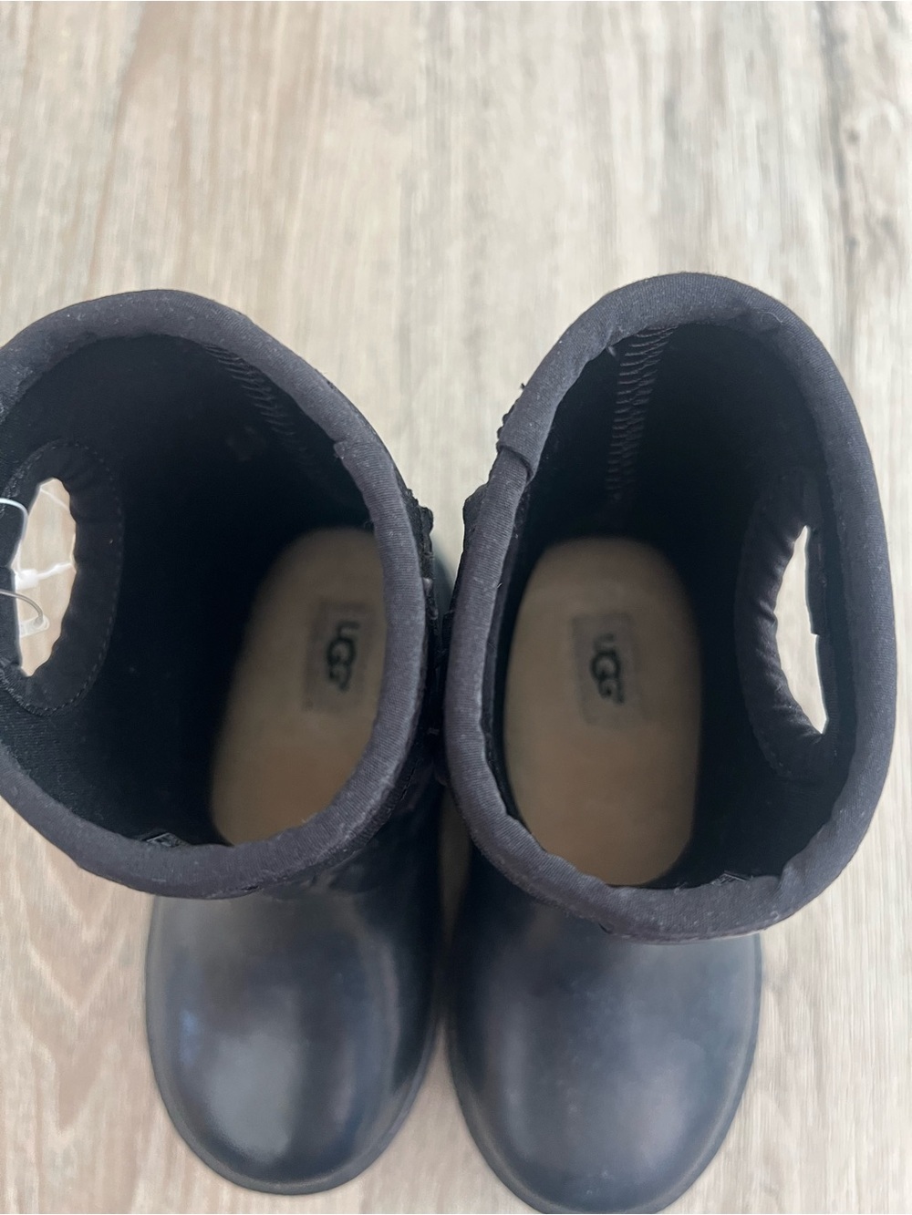 Ugg Kids Black Waterproof Rain Boots - Picture 3 of 9